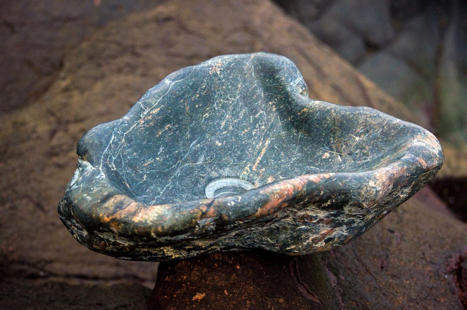 Pileta esculpida