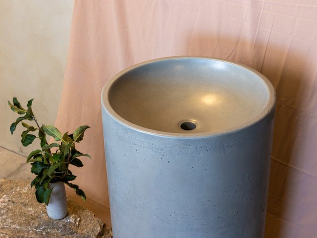 Bacha Pedestal